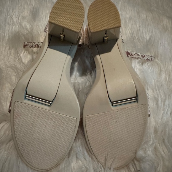 Pashion Footwear Pashionista convertible sandal in Ivory Snakeskin, size 9 - Picture 3 of 6
